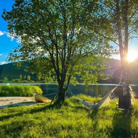 Nesvika Nature Reserve Only 20 Min Away From Apartmán *