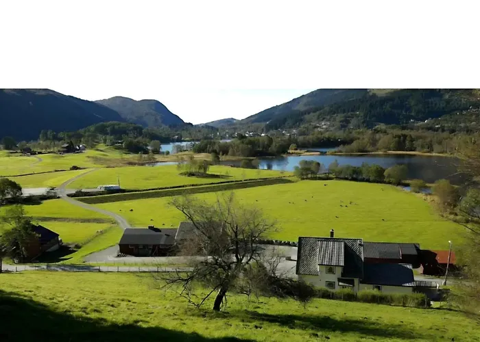 Apartment Nesvika Nature Reserve Only 20 Min Away From